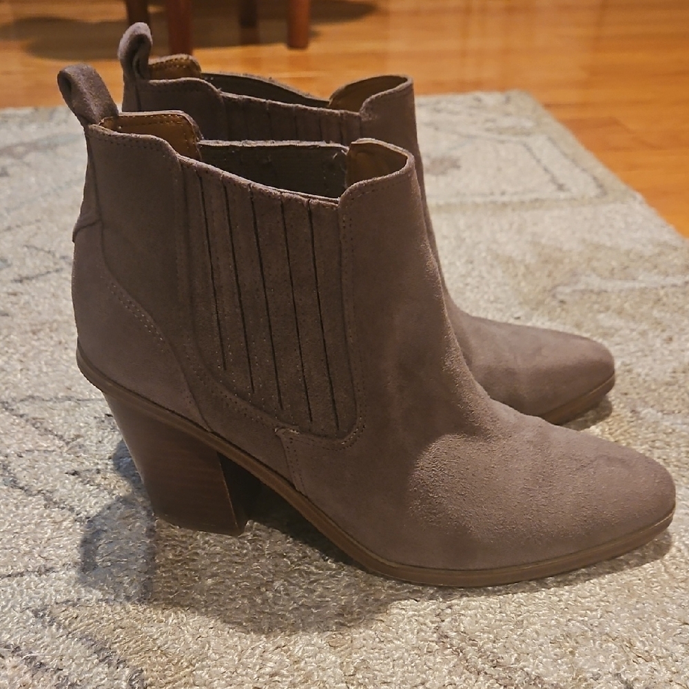 Nine West Suede Ankle Boots, EUC, SIZE 10